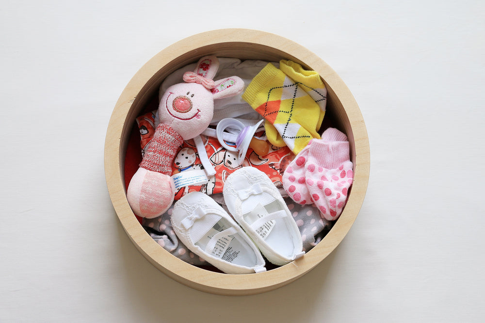 Personalized baby keepsake box
